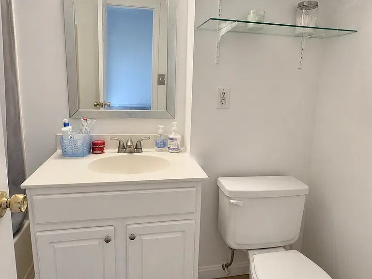 1901 E Lombard St #10 — Photo 7