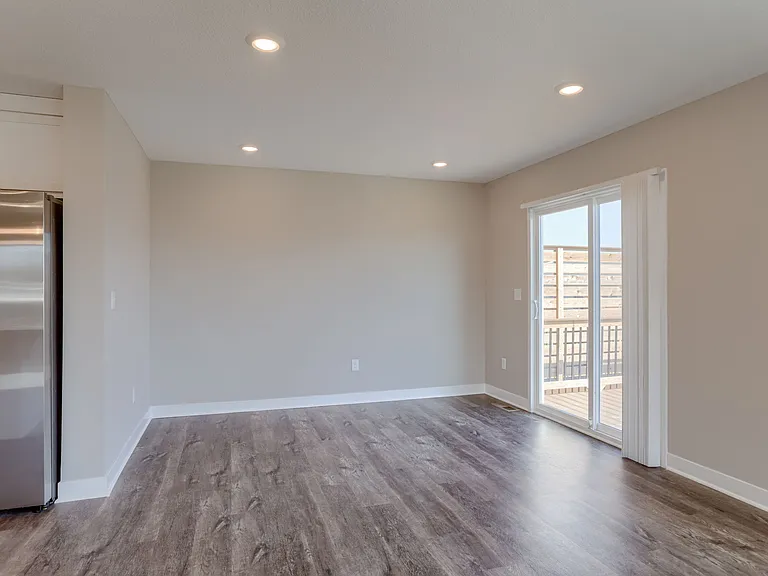 3717 SW Knoxville Ct — Photo 5