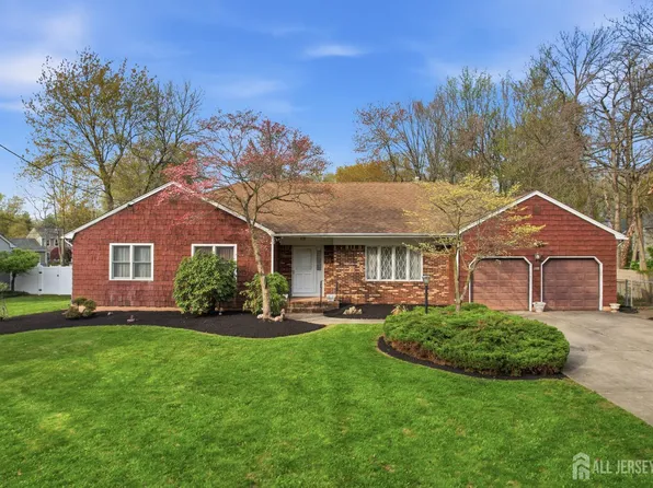 1177 Aaron Rd, North Brunswick, NJ 08902