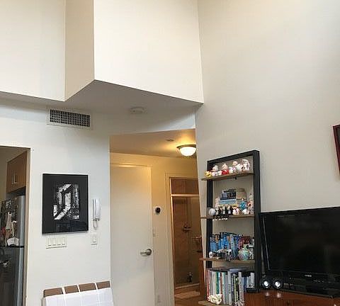 5th image of 645 Leonard St APT 4R