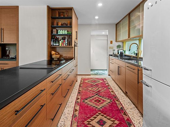 5th image of 6110 Grieve Rd