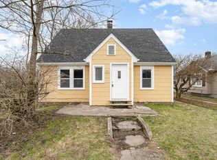 305 Hooven Ave, Hooven, OH 45033