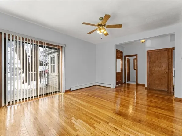 91 Maplewood Ave, Marlborough, MA 01752