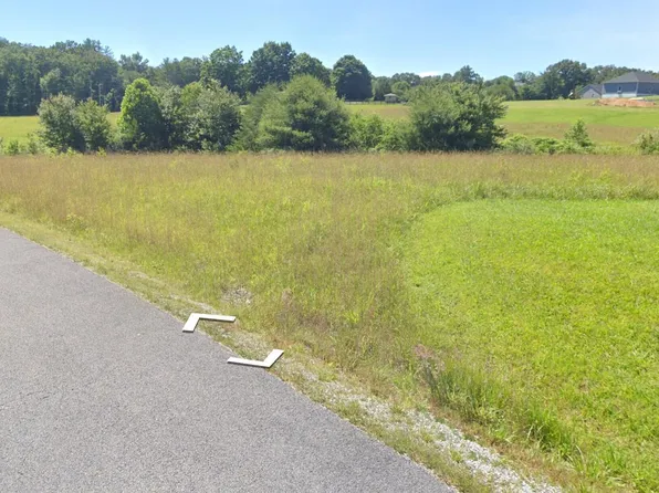 131 Estate Loop Trl, Crossville, TN 38555