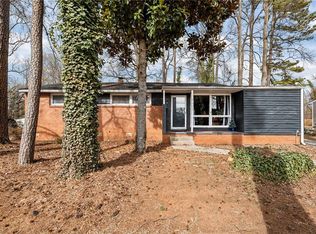 2512 Westmoreland Dr, Greensboro, NC 27408