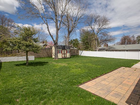 5th image of 3 Cedartree Ln