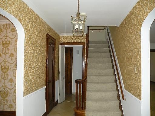 2nd image of 901 N 7th Ave