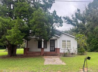 218 W Graham St, Mc Rae Helena, GA 31055