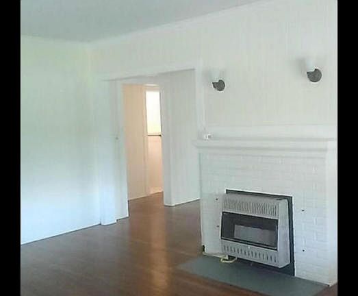 3rd image of 701 S 13th St