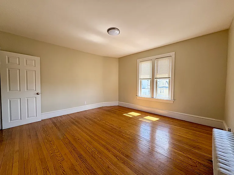 836 Main St #3L — Photo 6