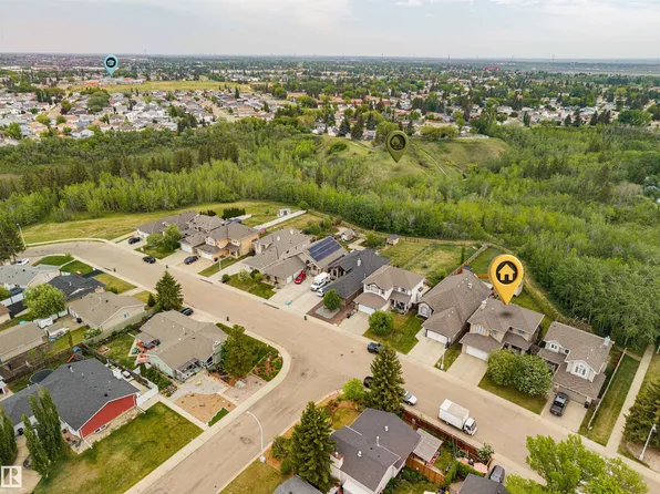 57 Homestead Cres NW, Edmonton, AB T5A 2Y1