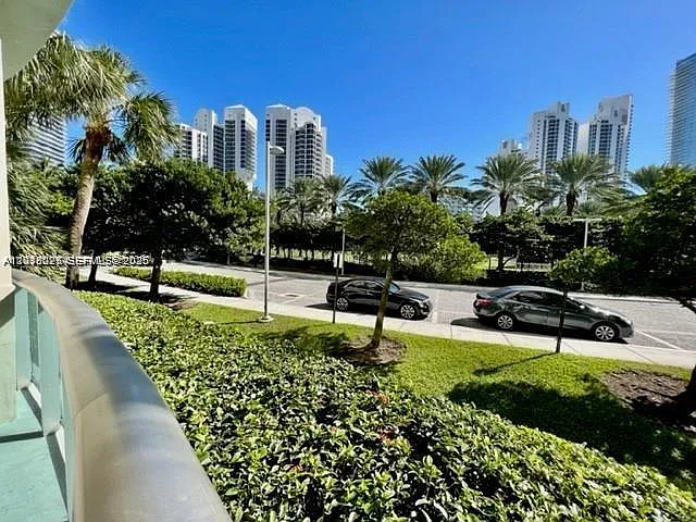 Building Photo - 19370 Collins Ave #121