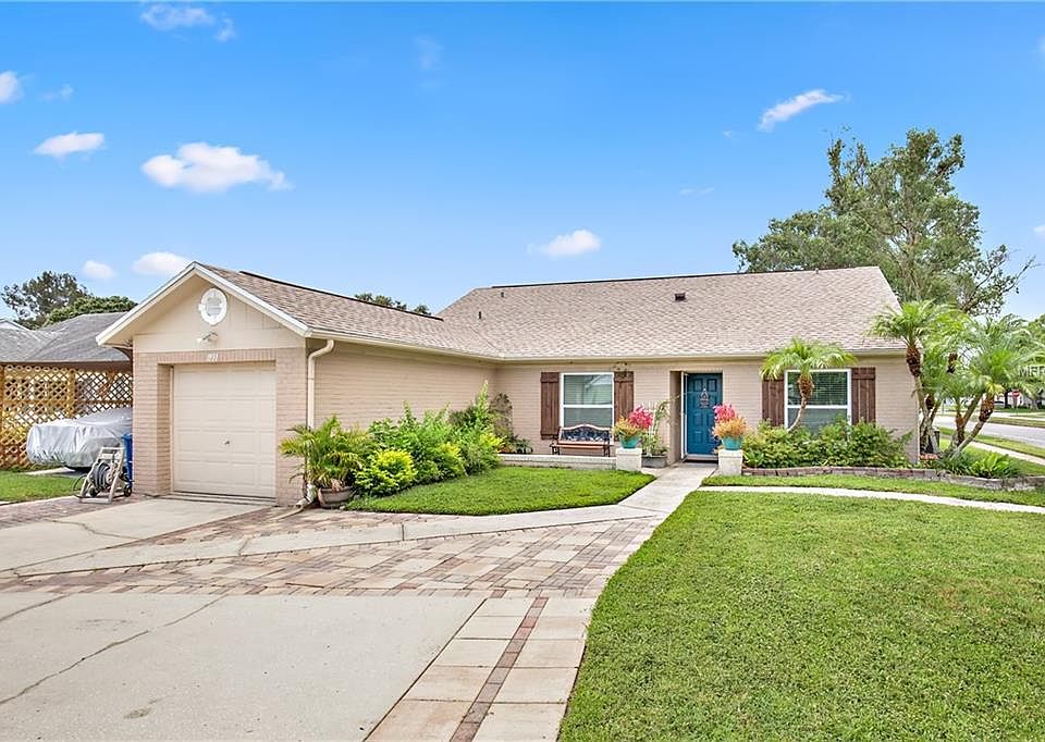1st image of 1931 Castle Bay Ct