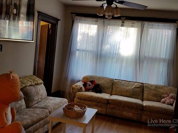 4th image of 5044 N Clark St #2
