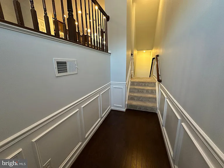 9075 Alexander Way — Photo 2