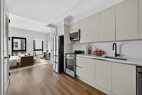 130 Hope St #719 Photo 1