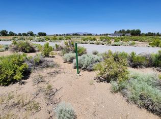 23 Calico Hills Dr, Yerington, NV 89447
