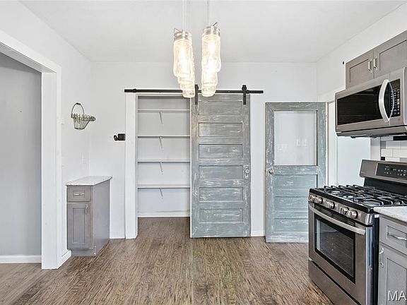 4th image of 6101 W C St
