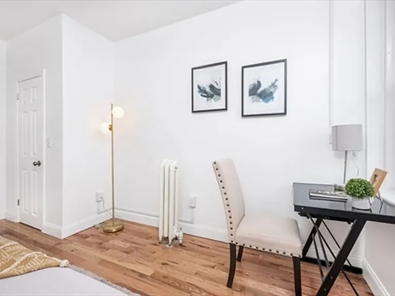 45 Ashford St — Photo 10
