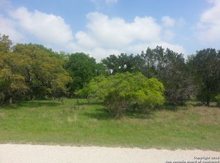 1070 Phantom Rider Trl, Spring Branch, TX 78070