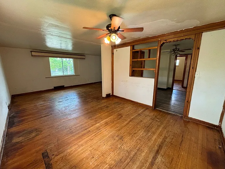 251 Selvin Dr — Photo 9