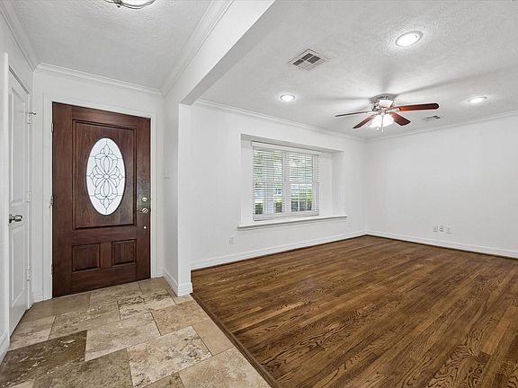 5th image of 5019 Kinglet St