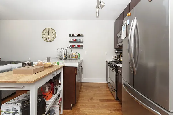 Rented by Flip Technologies Inc | media 44