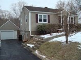 91 Highland Ave, Middletown, CT 06457