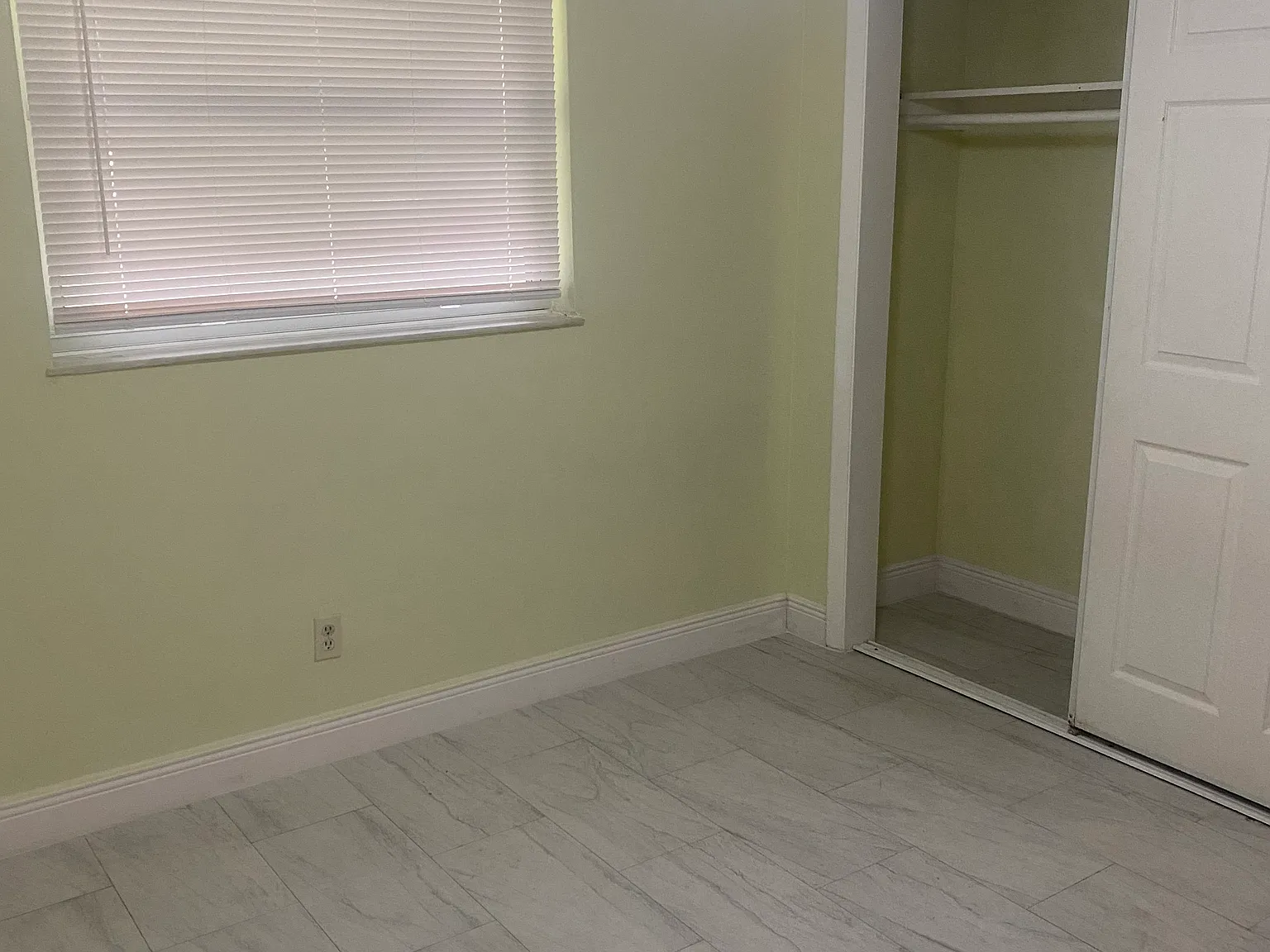 2 bed, 750 sqft, $2,100 — Photo 4