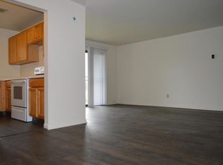 3331 Mall Ct APT D5, Michigan City, IN 46360