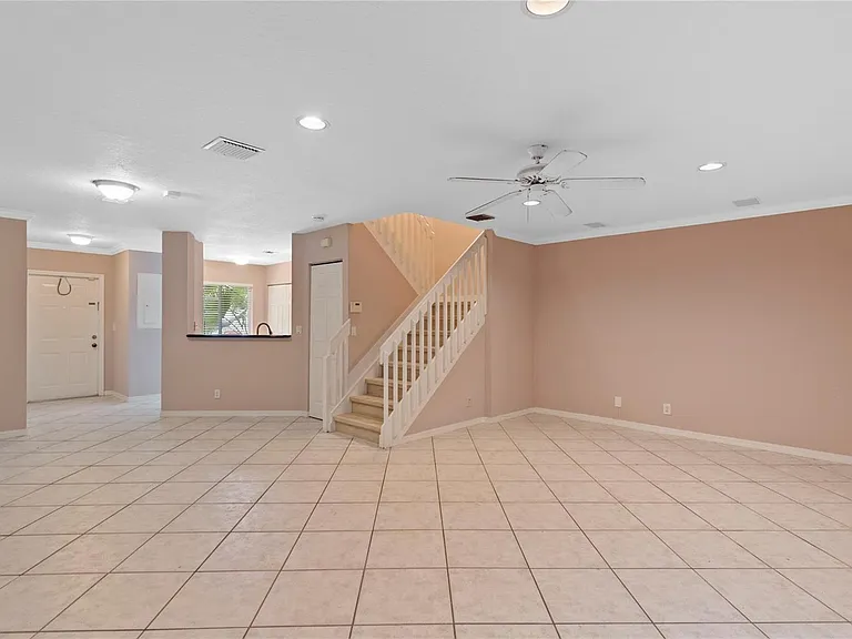 1186 SW 44th Ave #1186 — Photo 5
