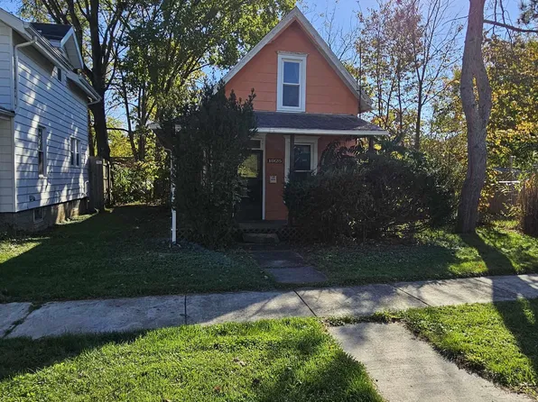 1925 Sinclair St, Fort Wayne, IN 46808