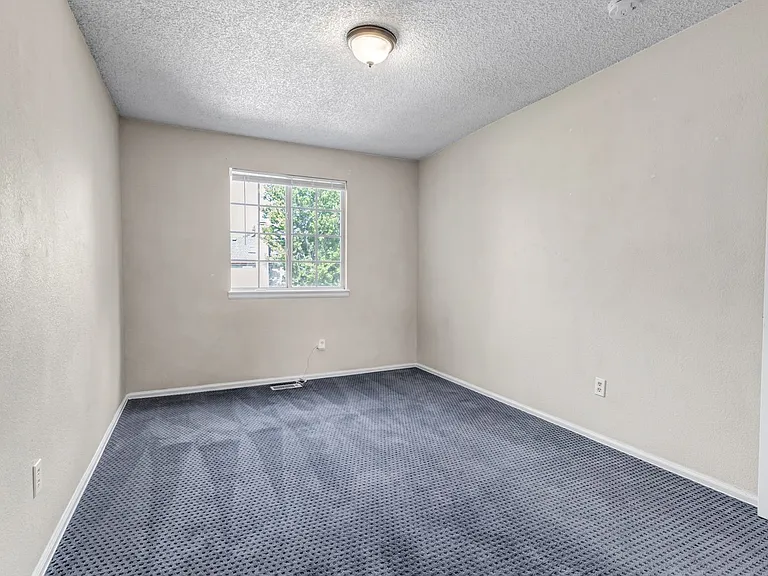 5065 N Sungold Ln — Photo 37