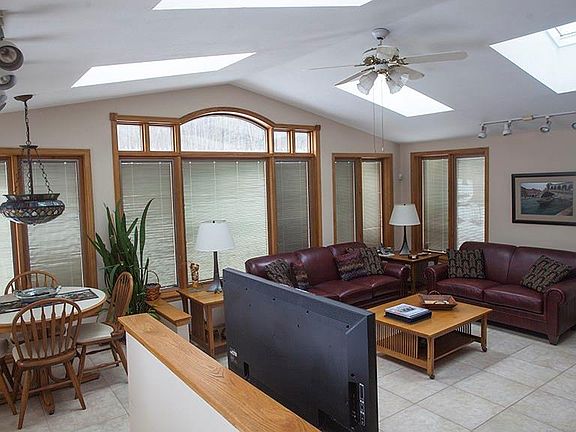 5th image of 2345 Ashburn Dr