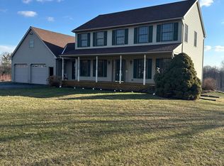 281 Clearfield Rd, New Providence, PA 17560