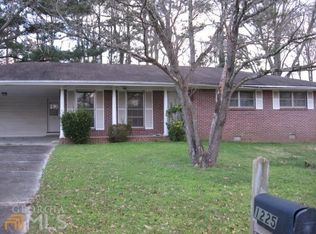 1225 Lark Ln NE, Conyers, GA 30012