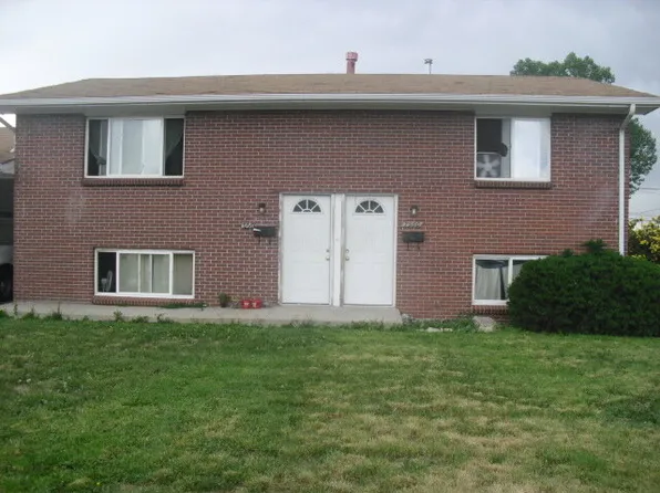 7960 Patricia Dr, Denver, CO 80229