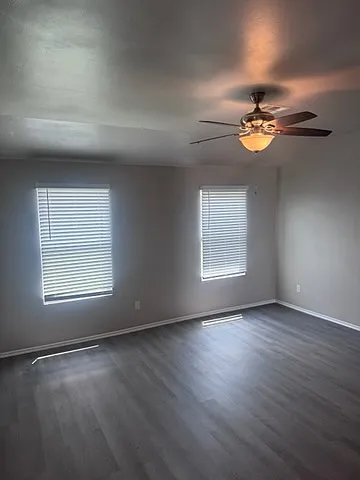 10300 Hidden Village Dr — Photo 11
