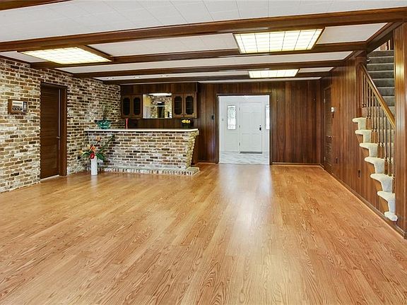 5th image of 2478 Lake Oaks Pkwy