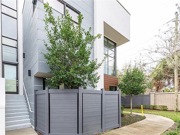 2nd image of 1814 Mondrian Cir