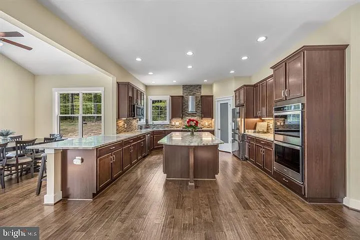109 Seth Dr — Photo 14