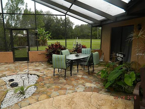 5th image of 3726 White Oak Ct