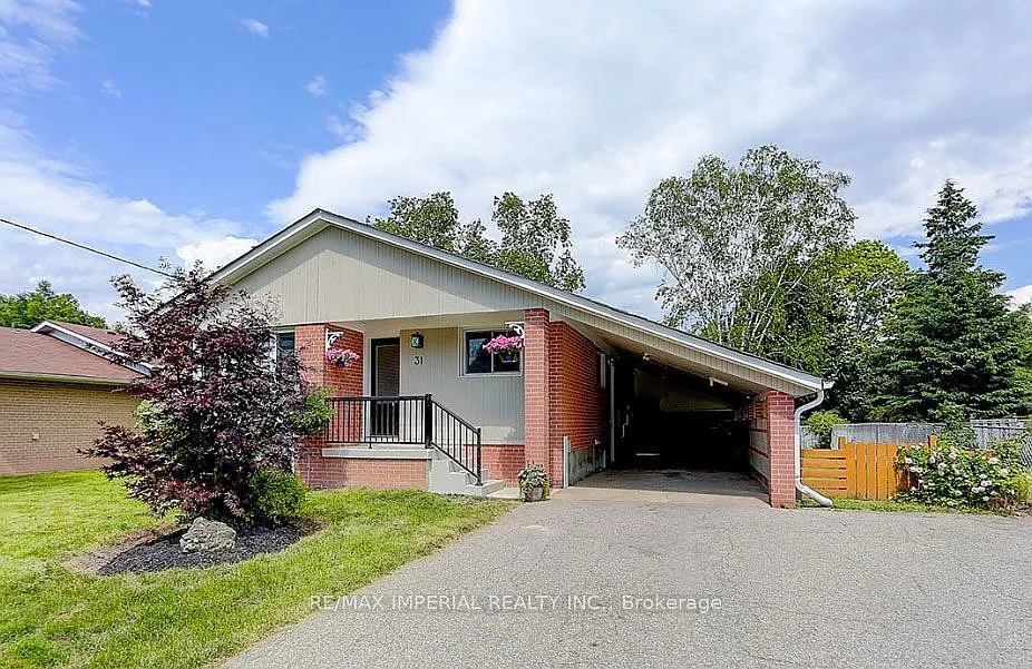 3 bed, $2,600 — Photo 1