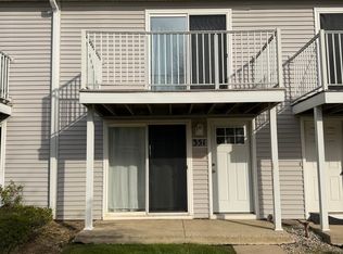 351 Meadow Green Ln #351, Round Lake, IL 60073