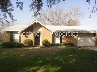5406 Saddleback Rd, Garland, TX 75043