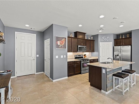 3rd image of 5728 Akula Bay St