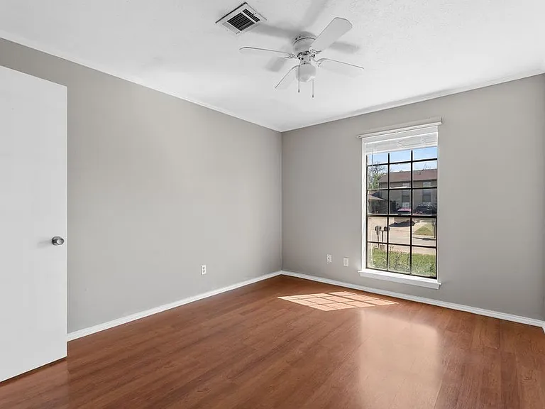 15839 El Estado Dr — Photo 10