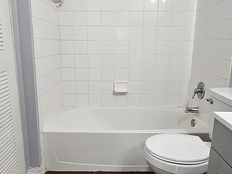 2025 Erving Cir #4207 — Photo 77