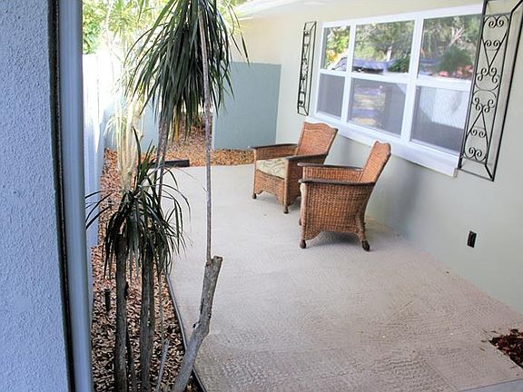 4th image of 2261 El De Oro Dr