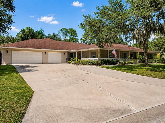 2nd image of 608 WOODVIEW WAY